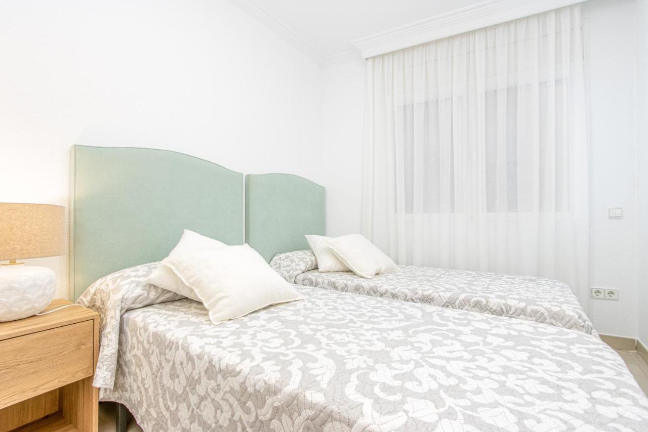 Badia De Roses 1 New Apartment ภายนอก รูปภาพ
