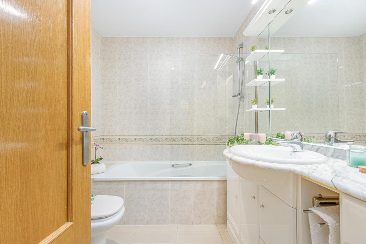 Badia De Roses 1 New Apartment ภายนอก รูปภาพ